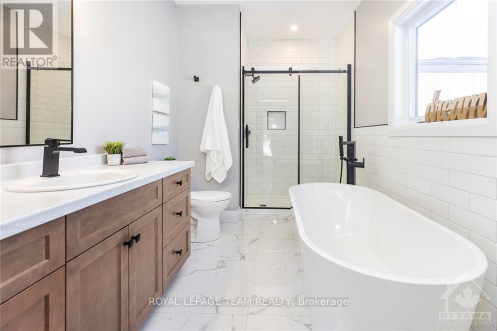 13 Morrison Drive Property Photo 18