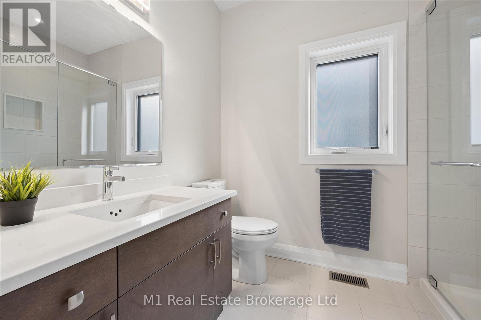 545 Bridgemill Crescent Property Photo 30