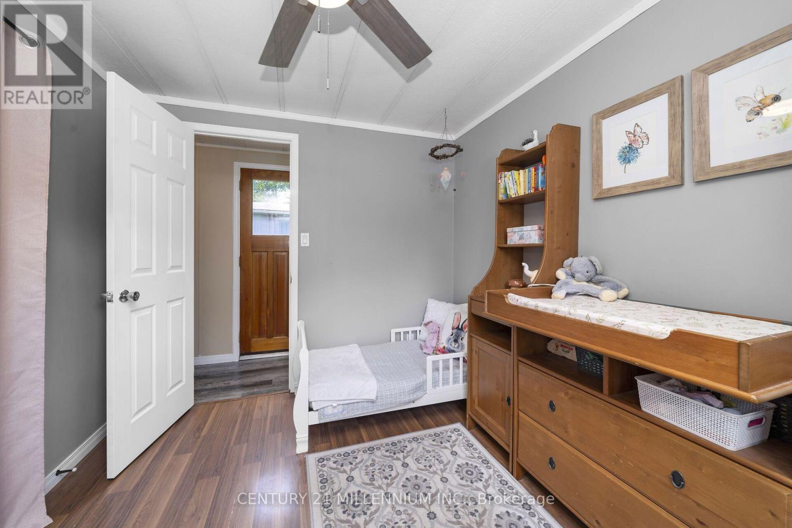 10 Park Boulevard Property Photo 20