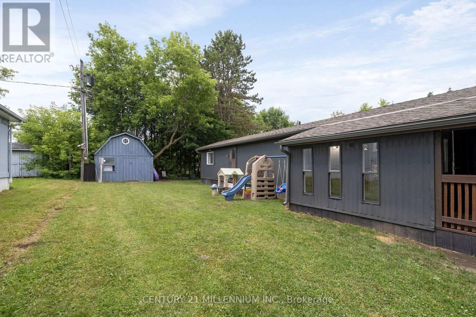 10 Park Boulevard Property Photo 22