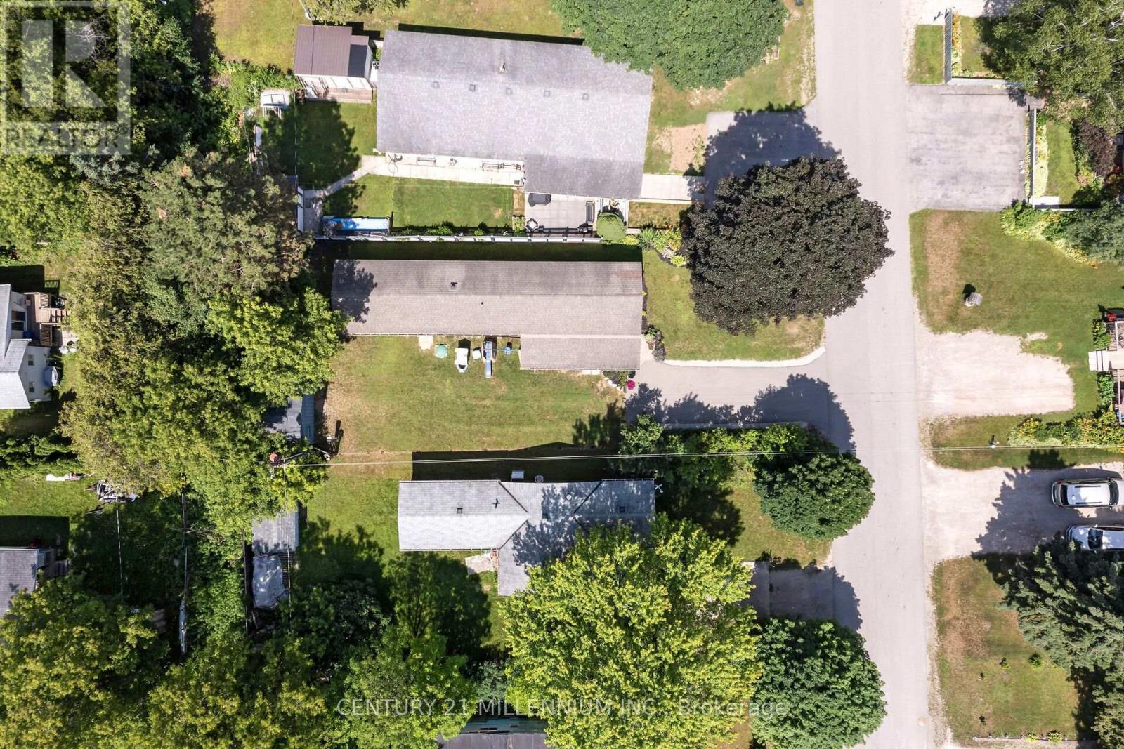 10 Park Boulevard Property Photo 25