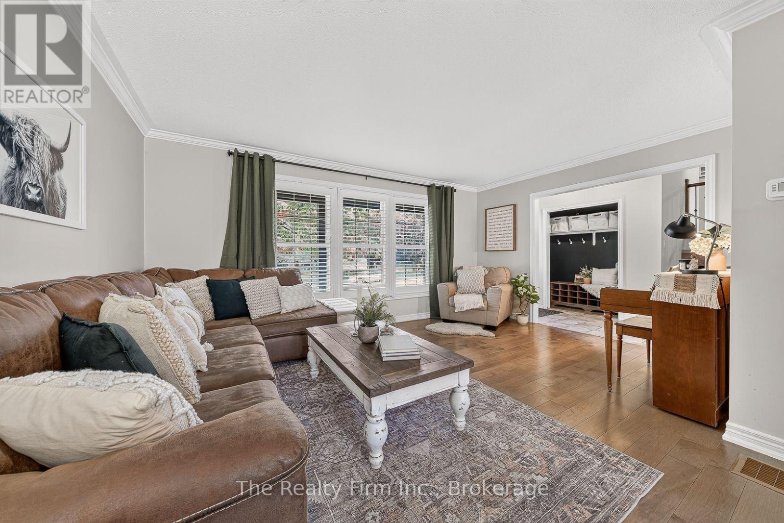 2 Greenwood Road Property Photo 13