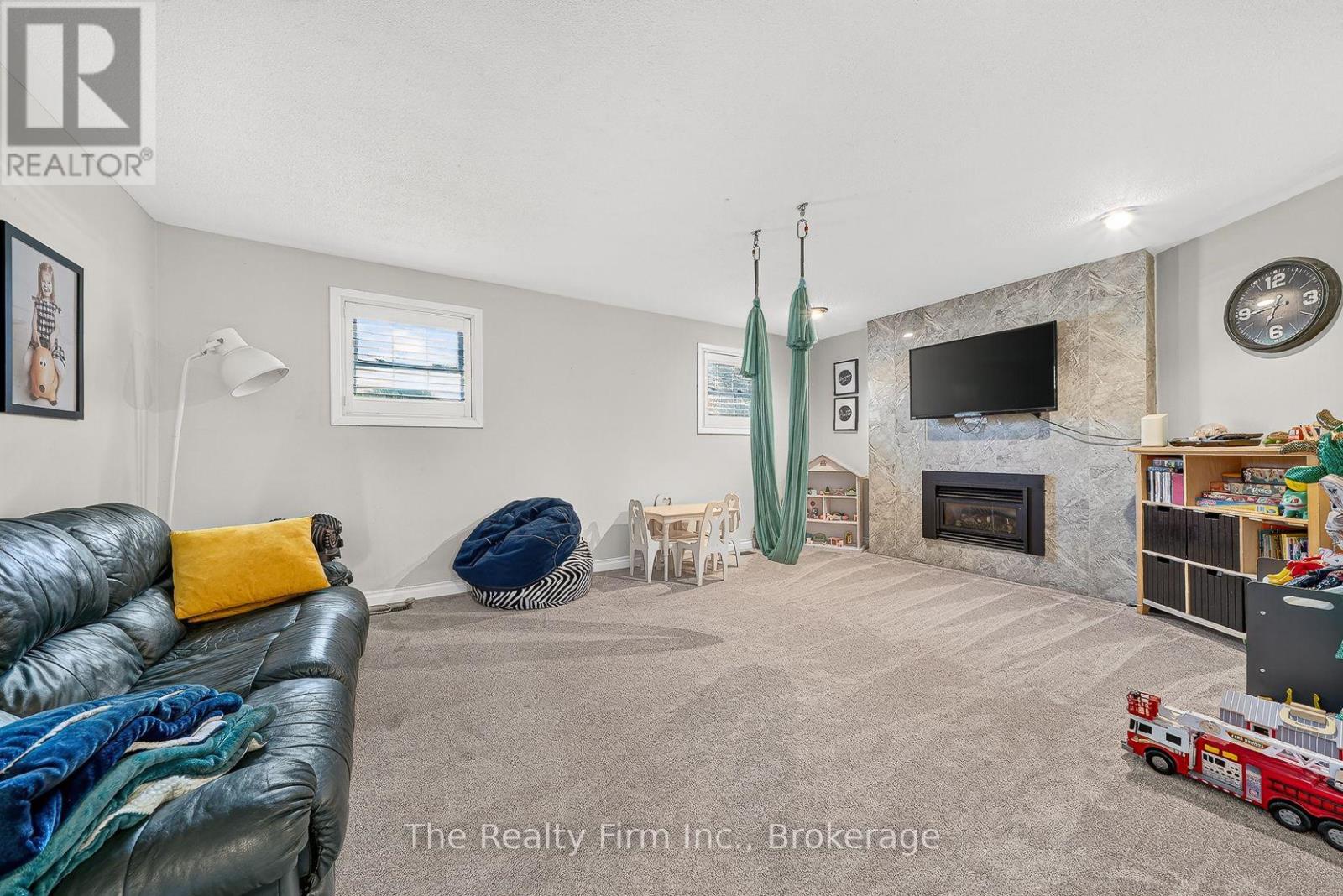 2 Greenwood Road Property Photo 24