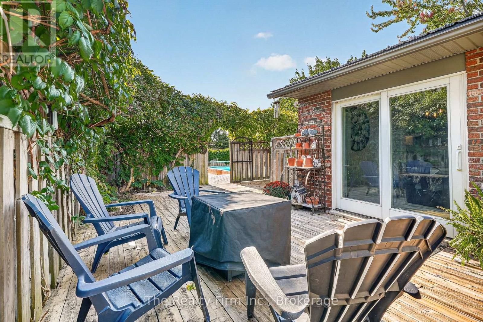 2 Greenwood Road Property Photo 31