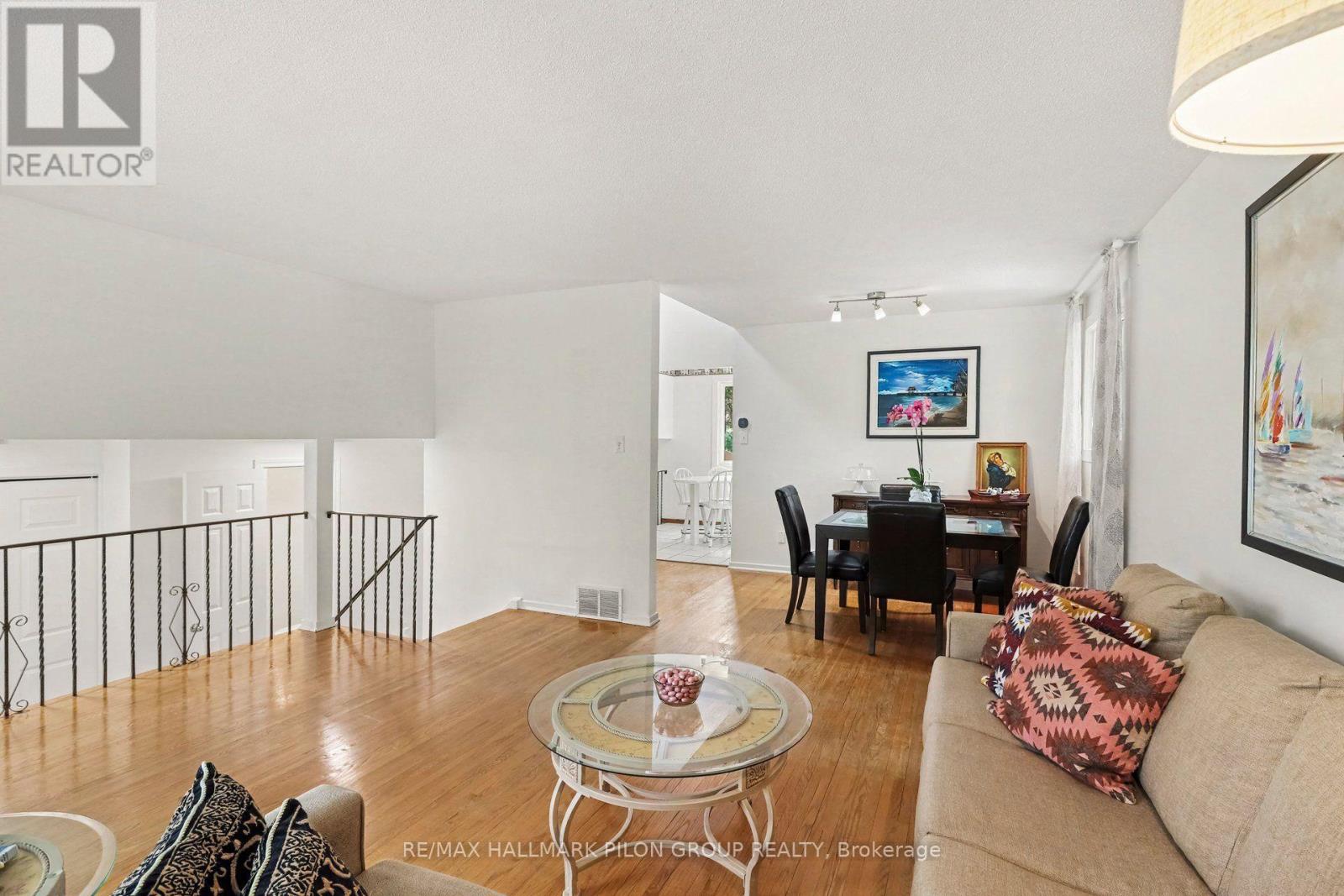 16 Eastpark Drive Property Photo 7