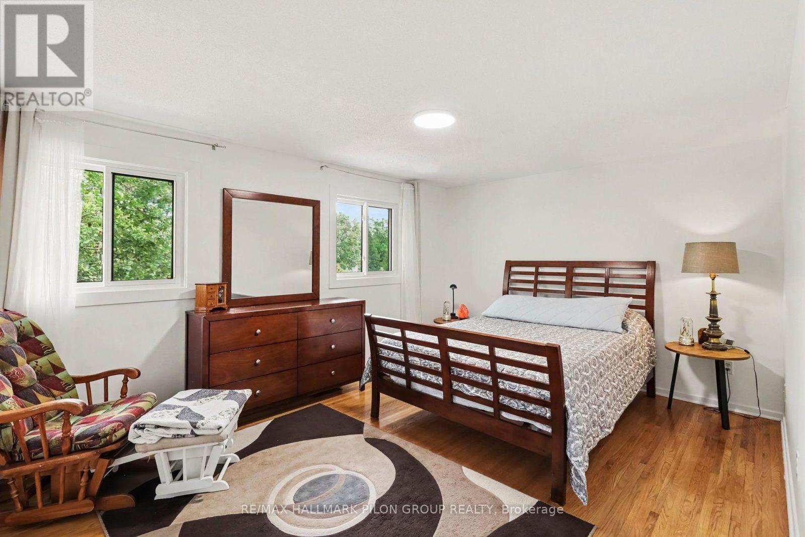 16 Eastpark Drive Property Photo 14