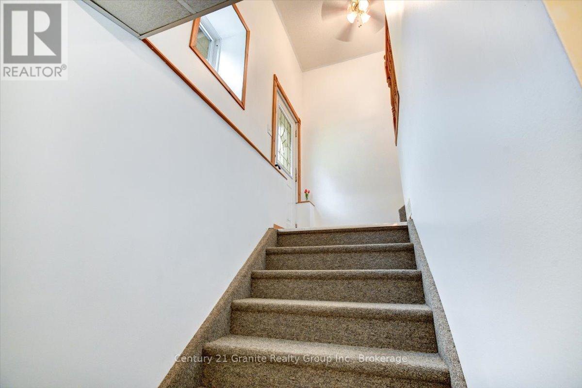 66 Hastings Street S Property Photo 22