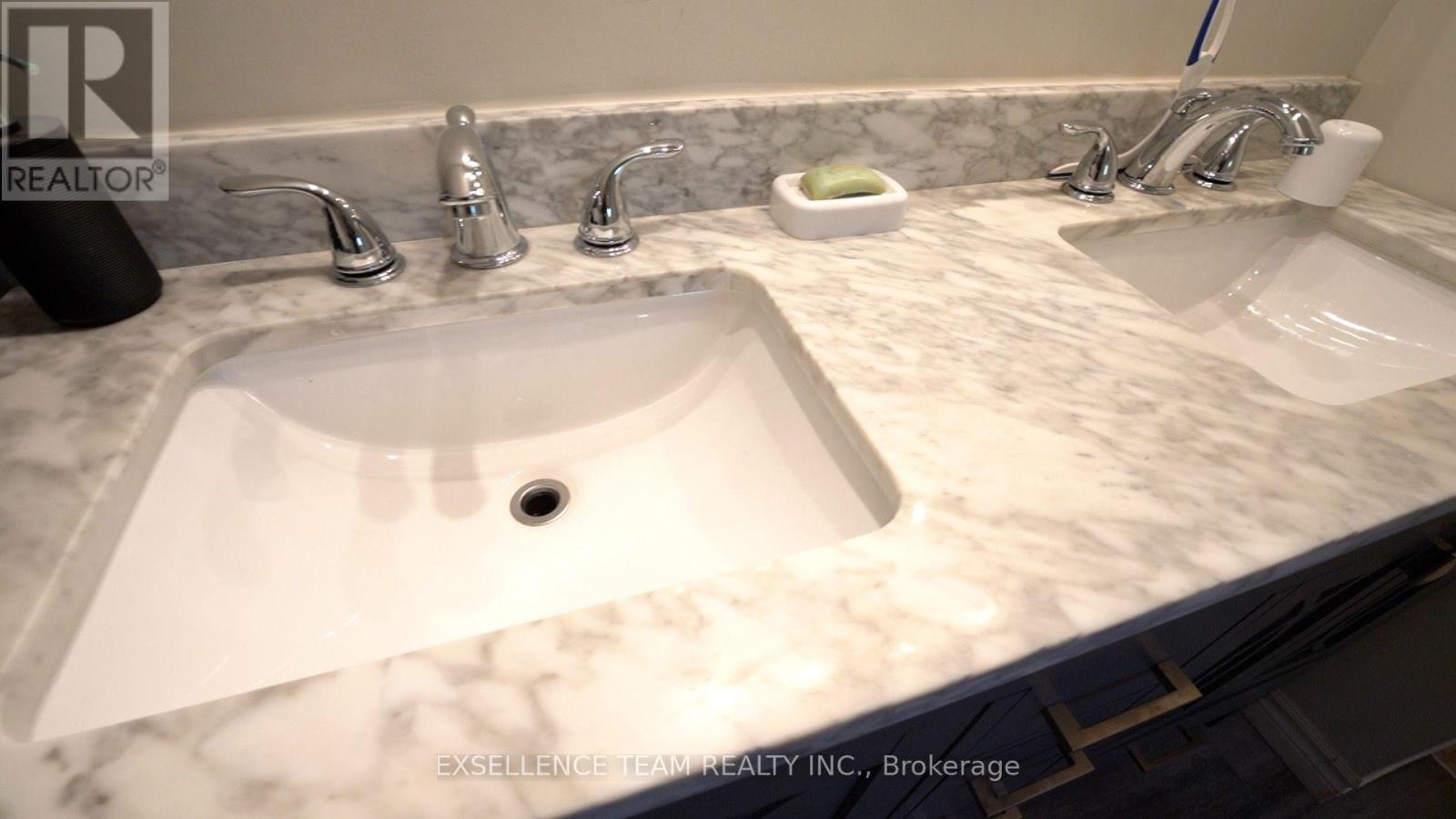 7 Mary Street Property Photo 25