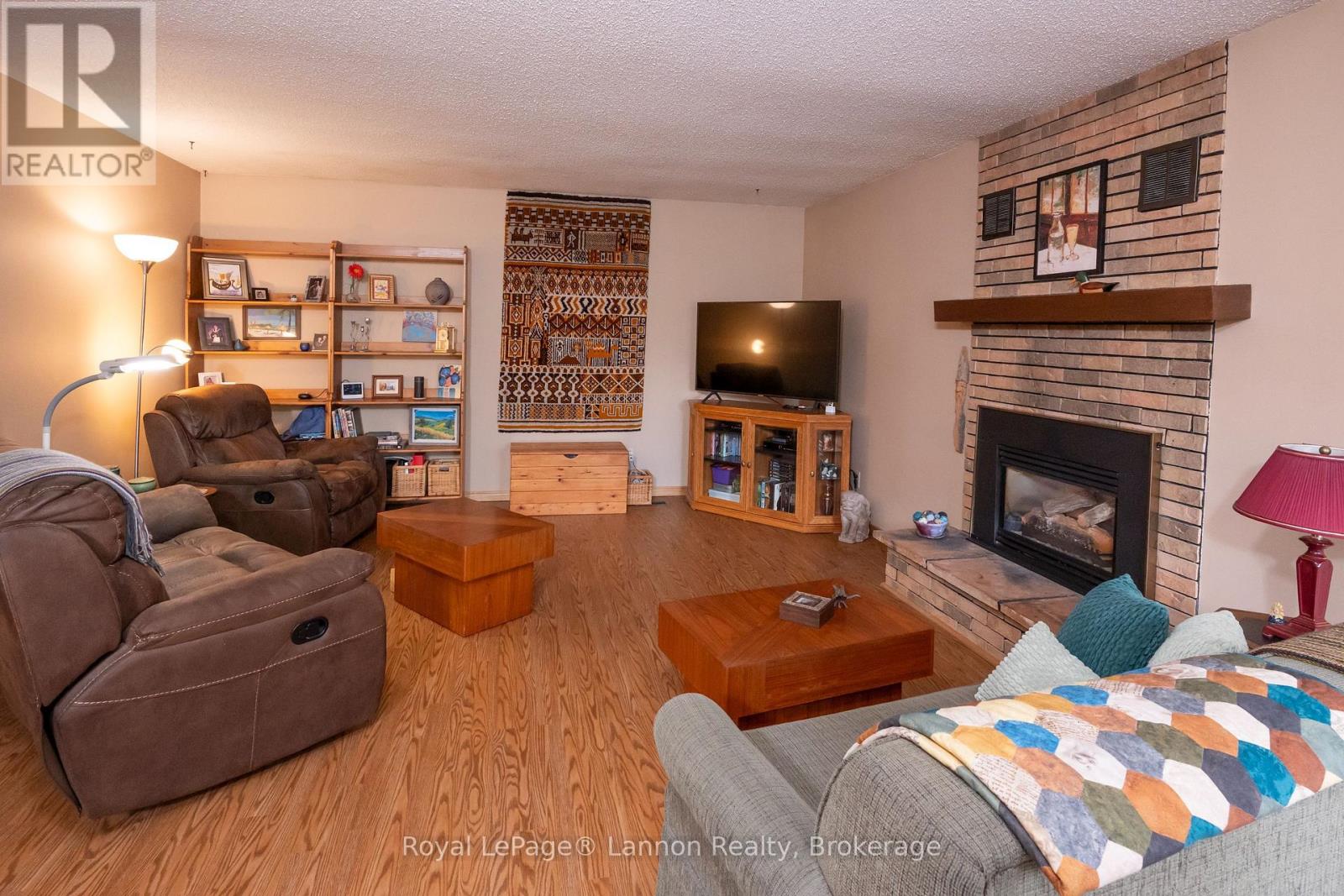 612 Lanark Crescent Property Photo 19