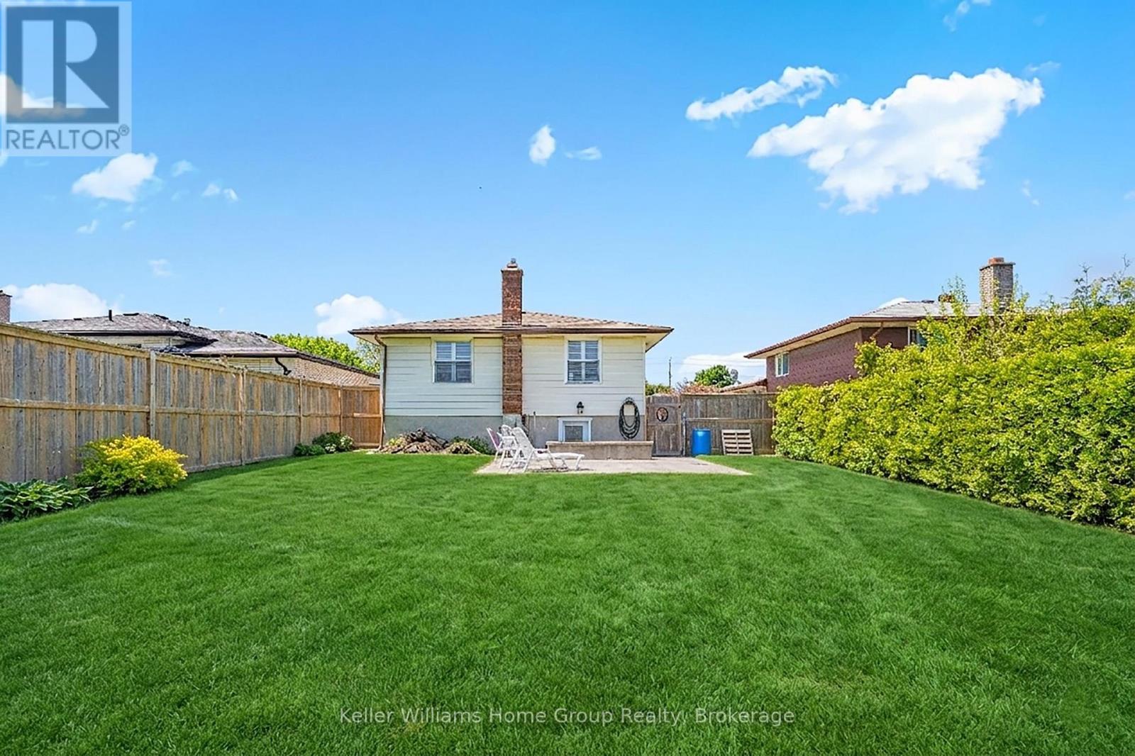 267 Bakersfield Drive Property Photo 15