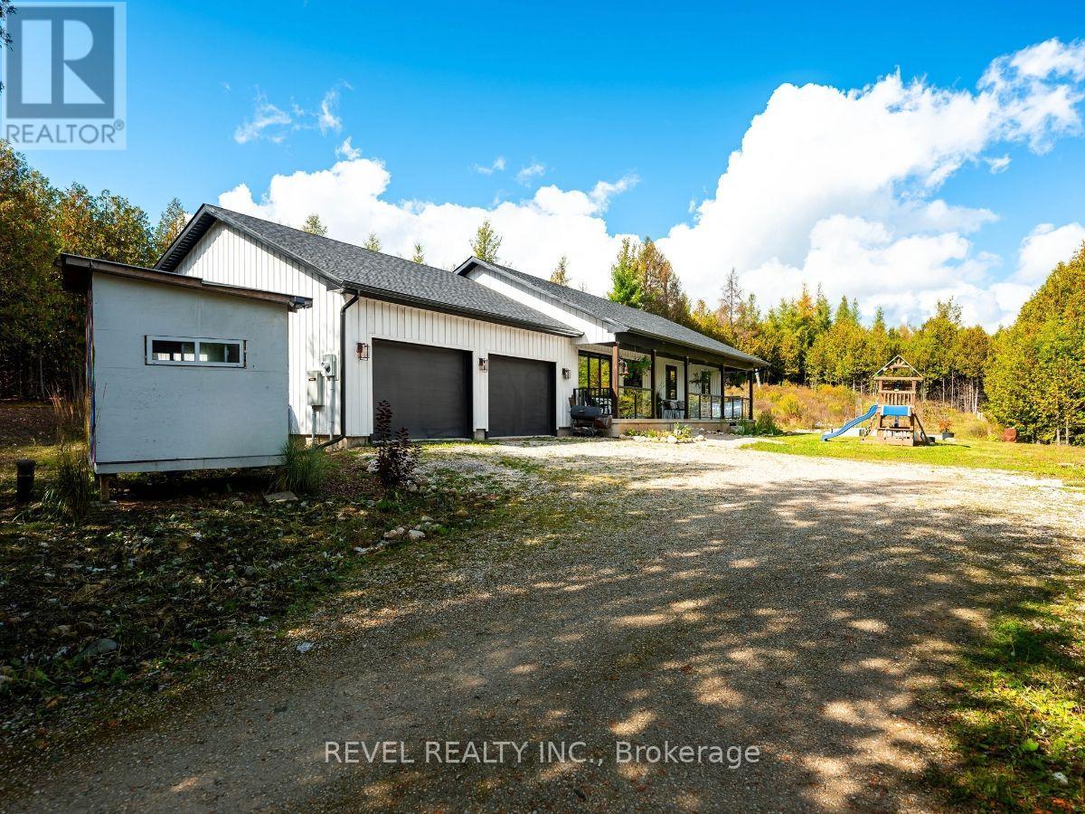 543795 Dutch Line Property Photo 2