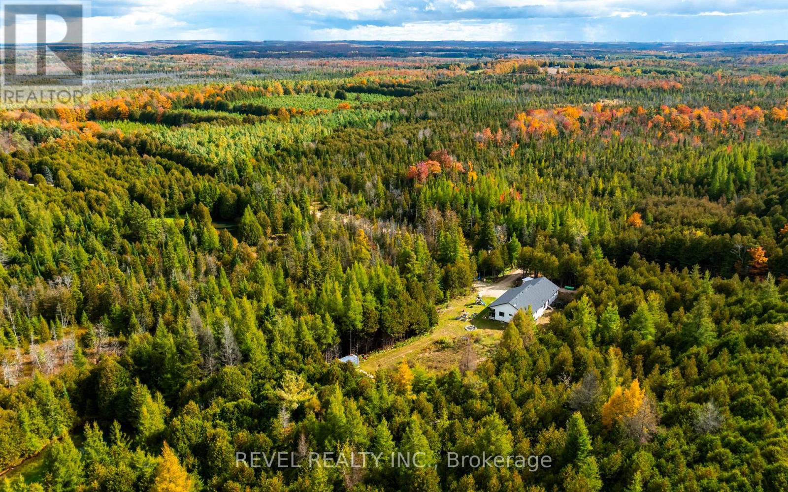 543795 Dutch Line Property Photo 11