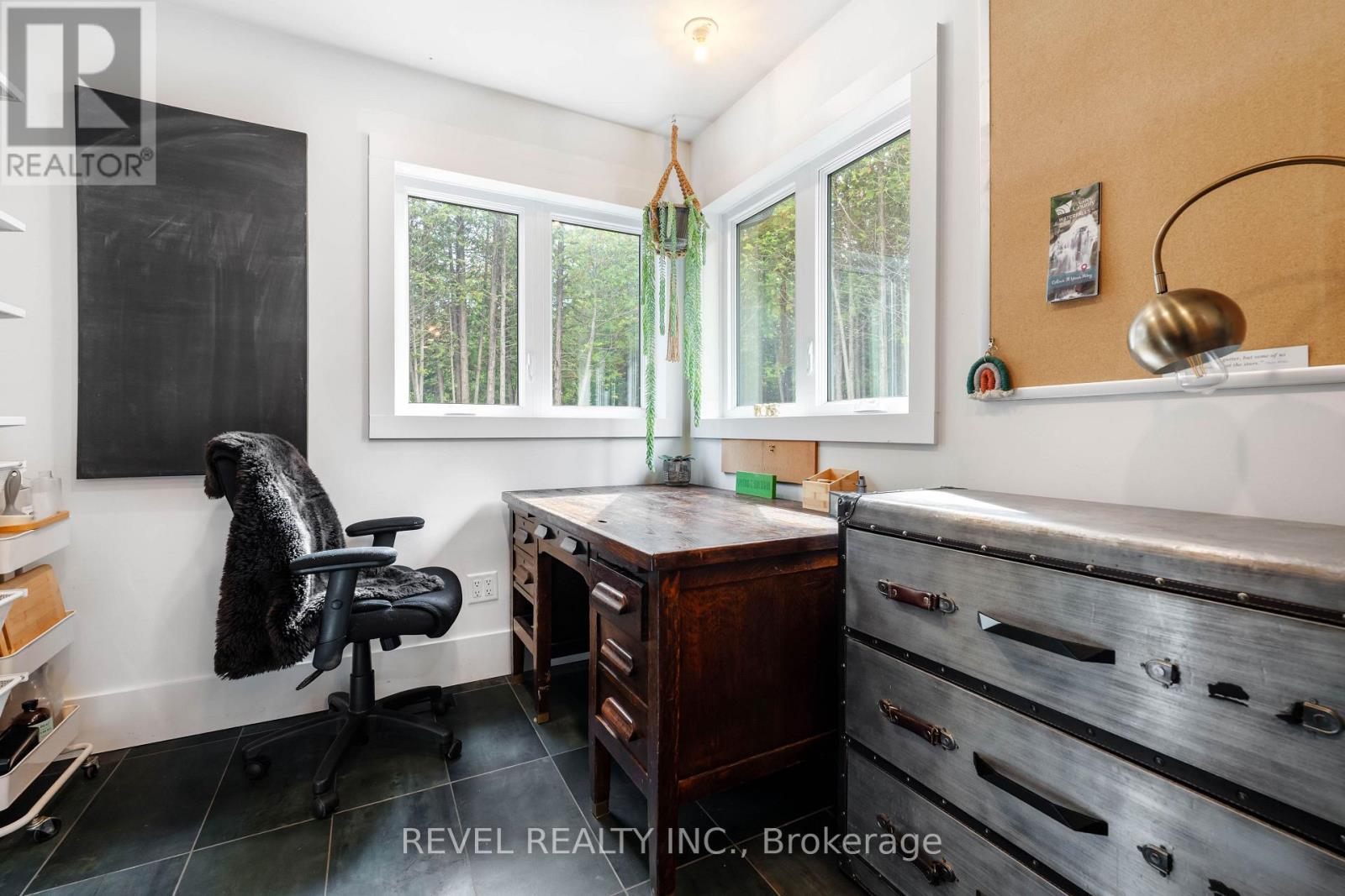 543795 Dutch Line Property Photo 27