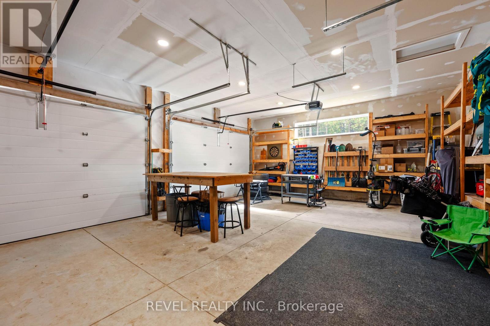543795 Dutch Line Property Photo 43
