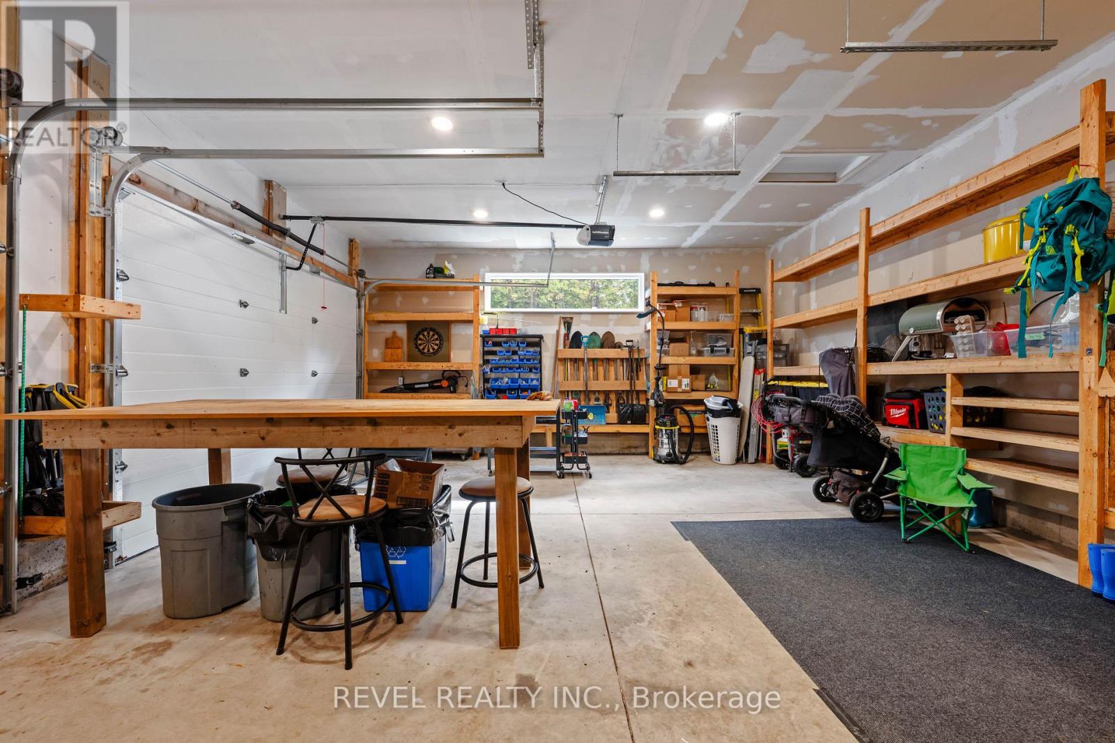 543795 Dutch Line Property Photo 44