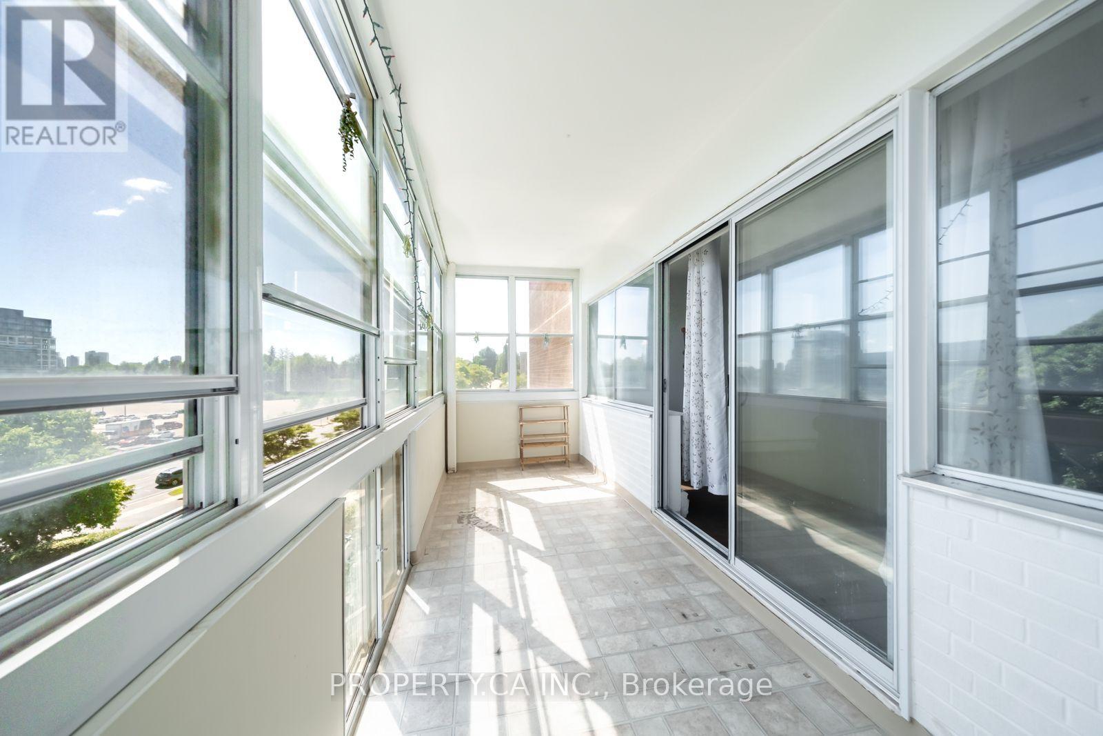 404 - 45 Westmount Road N Property Photo 11