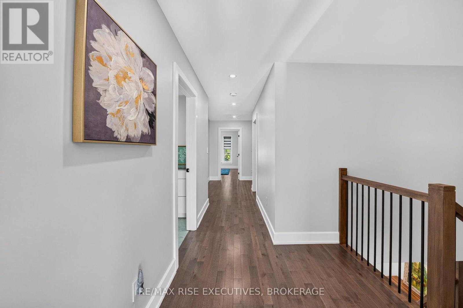 14 Park Crescent Property Photo 16