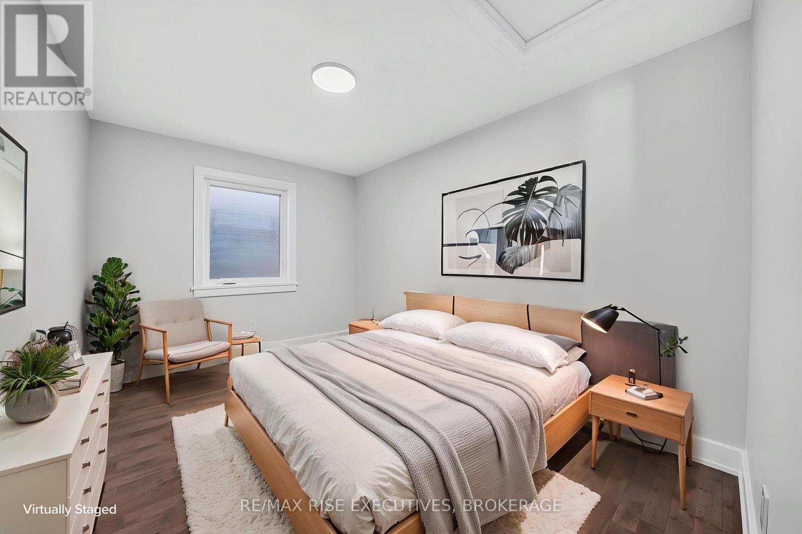 14 Park Crescent Property Photo 28