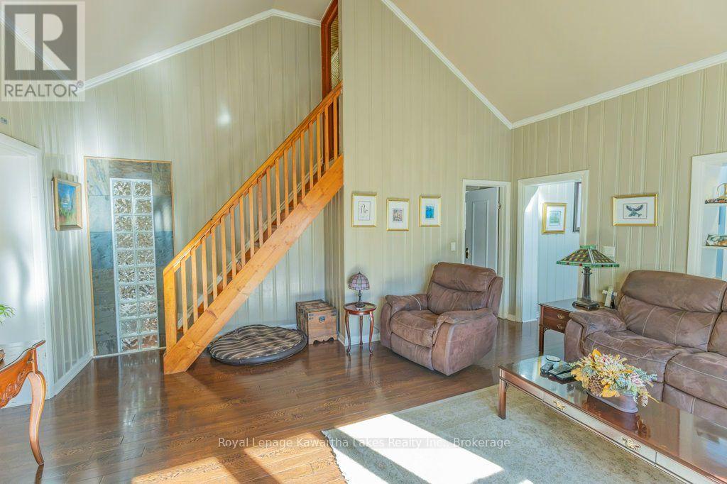 6 Fell Station Drive Property Photo 22