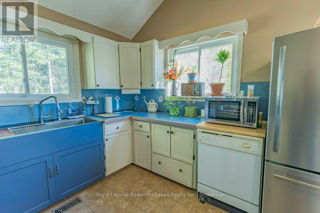 6 Fell Station Drive Property Photo 31