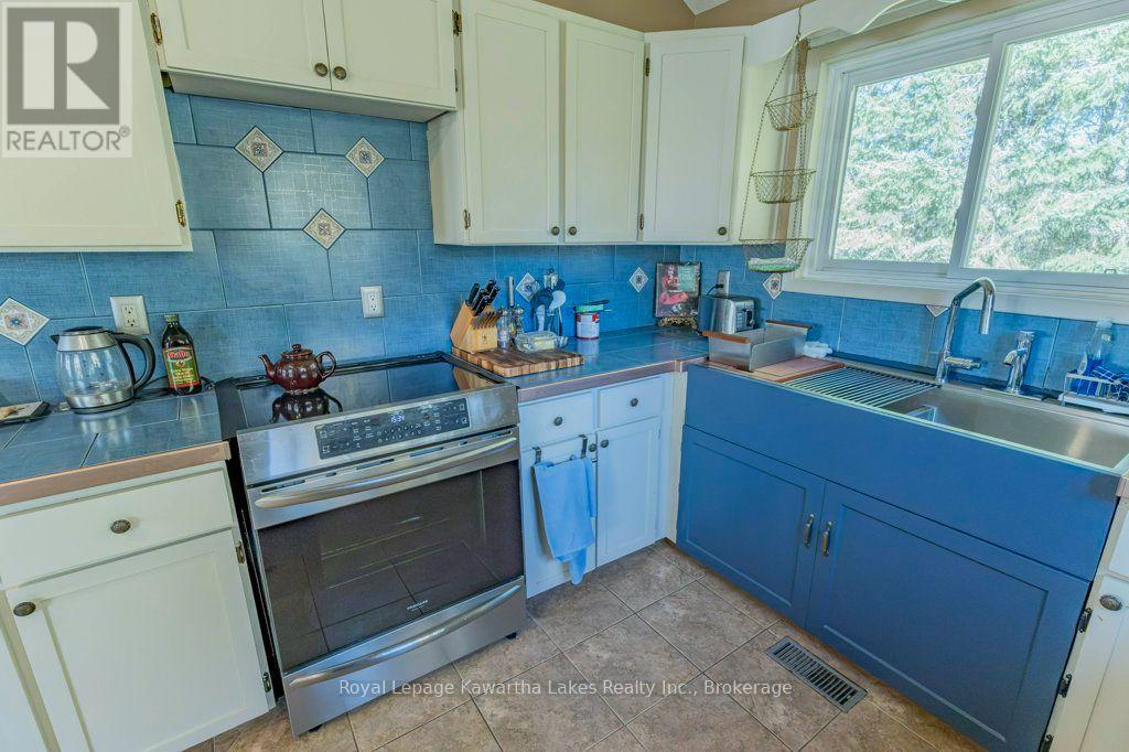 6 Fell Station Drive Property Photo 32