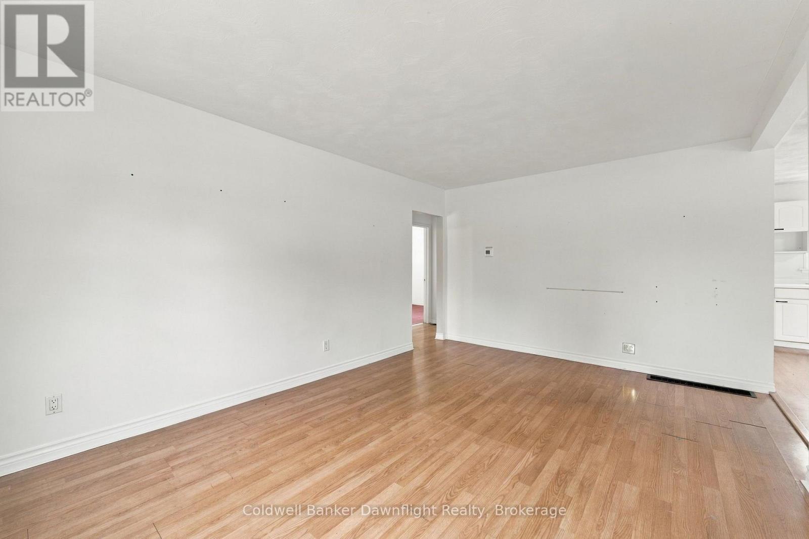36810 Crediton Road Property Photo 11