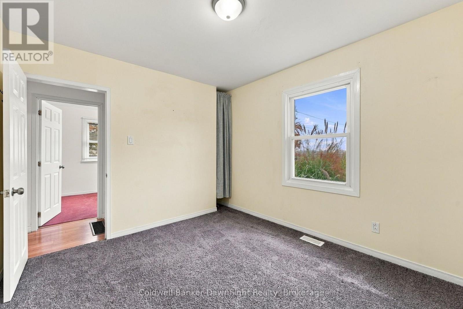 36810 Crediton Road Property Photo 12