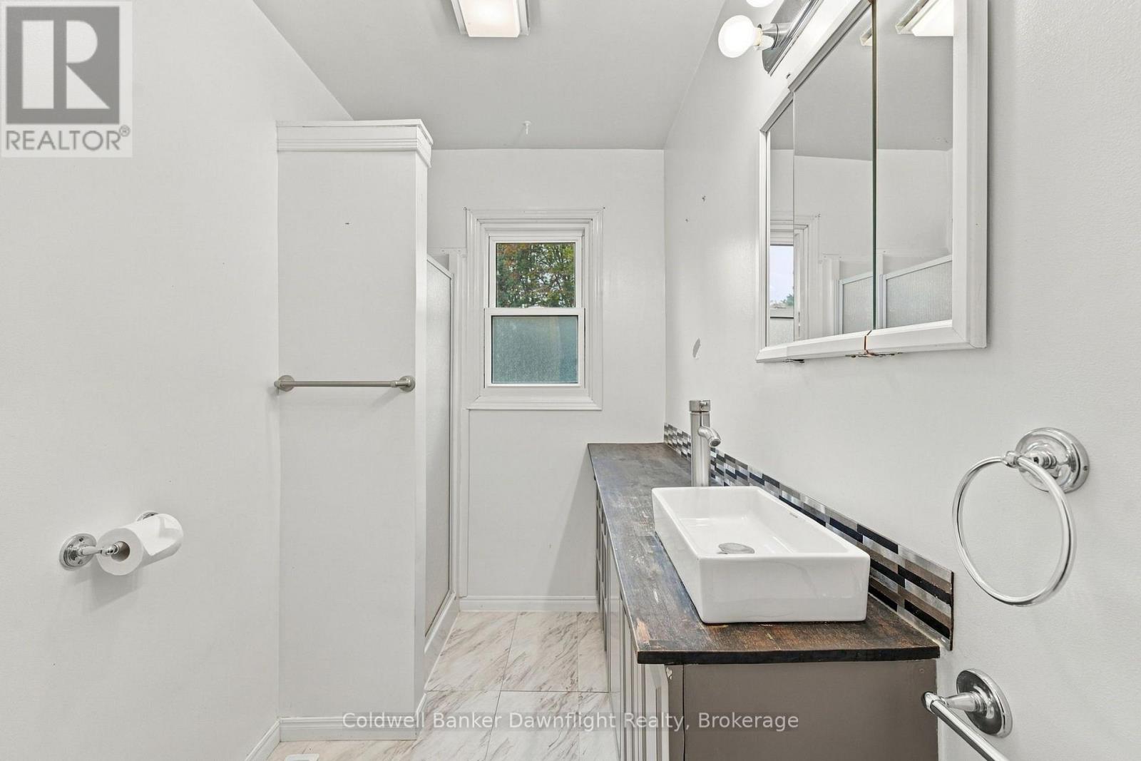 36810 Crediton Road Property Photo 16