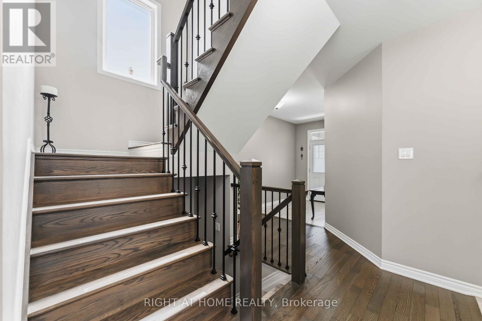 209 Quarter Horse Street Property Photo 6