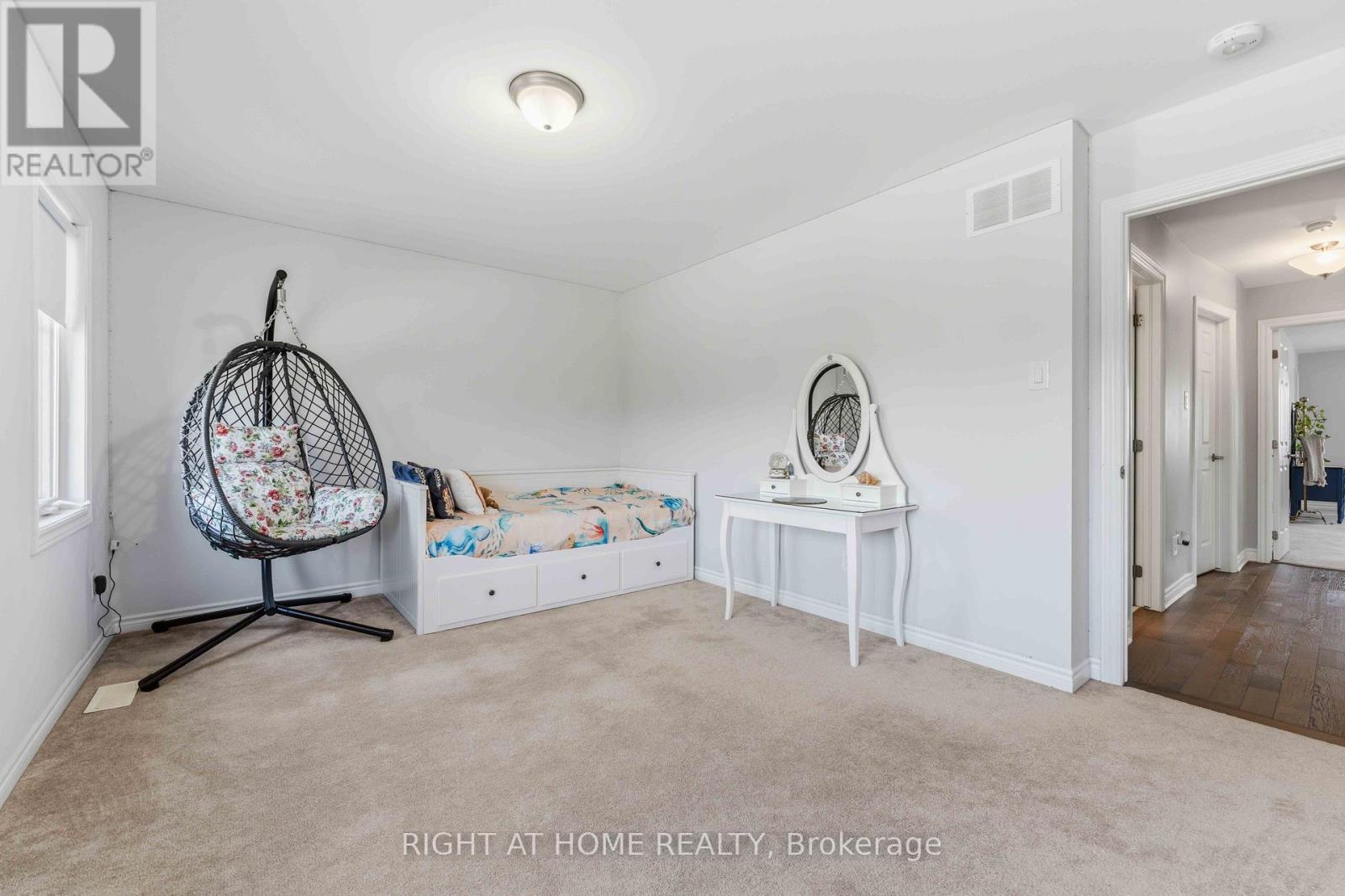 209 Quarter Horse Street Property Photo 29