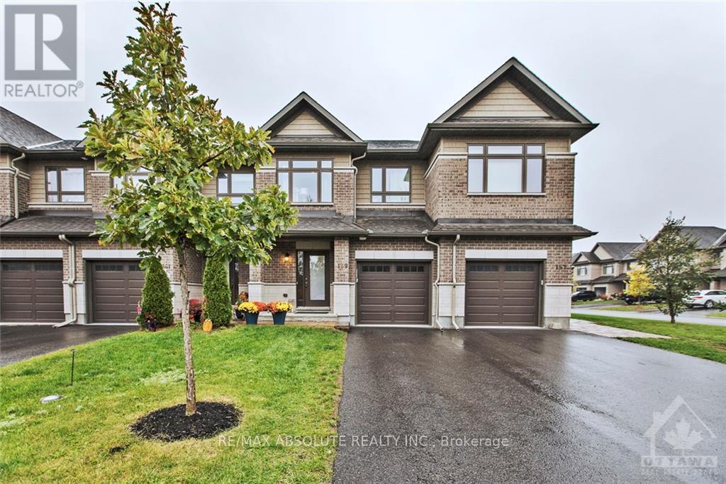 159 Woodhurst Crescent Property Photo 1