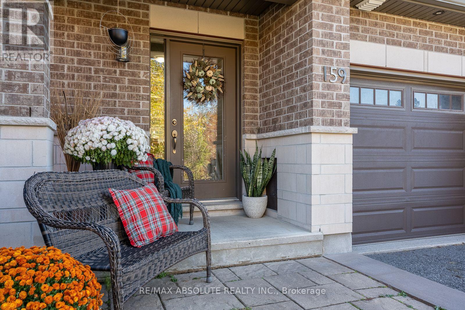 159 Woodhurst Crescent Property Photo 2