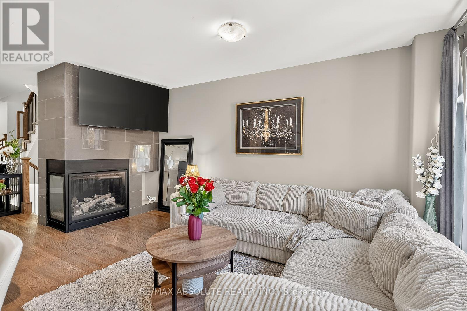 159 Woodhurst Crescent Property Photo 16