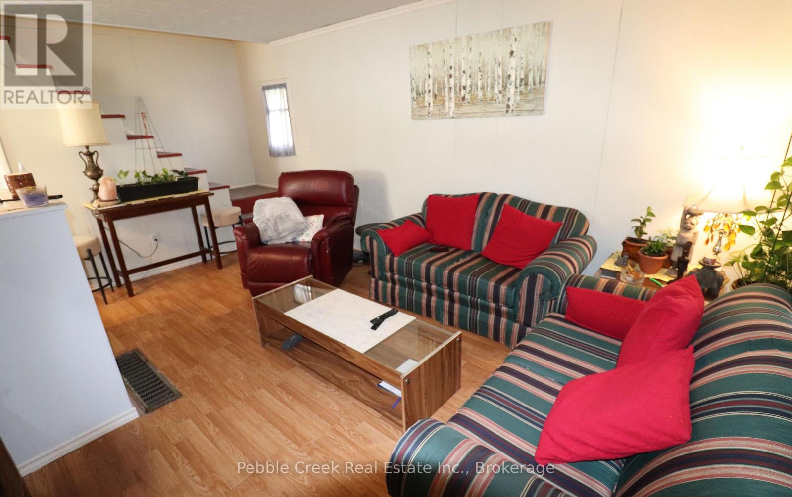 208 Hincks Street Property Photo 3