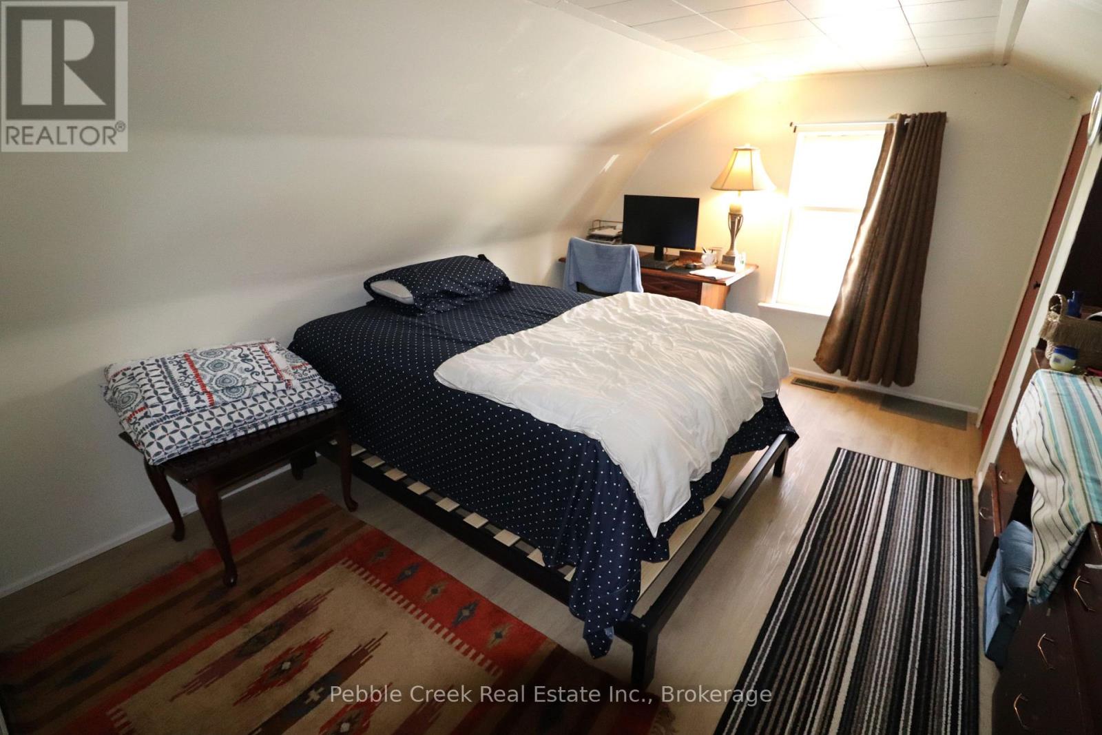 208 Hincks Street Property Photo 13