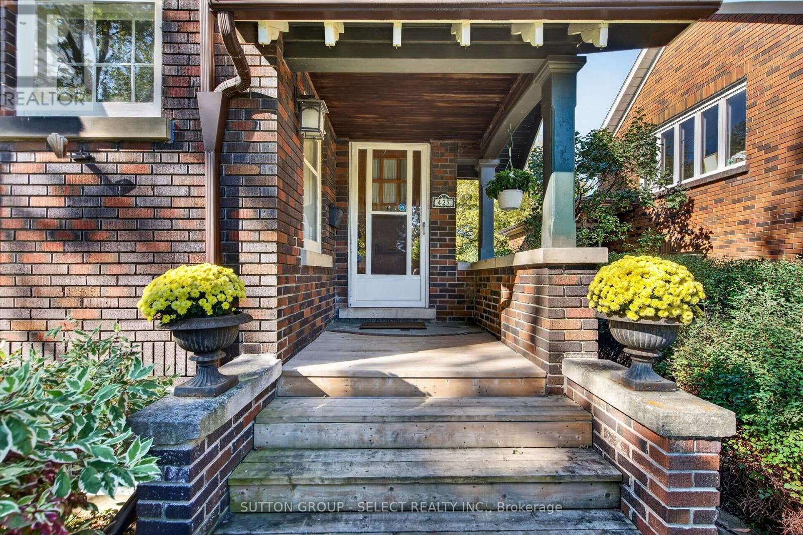 427 Wortley Road Property Photo 4