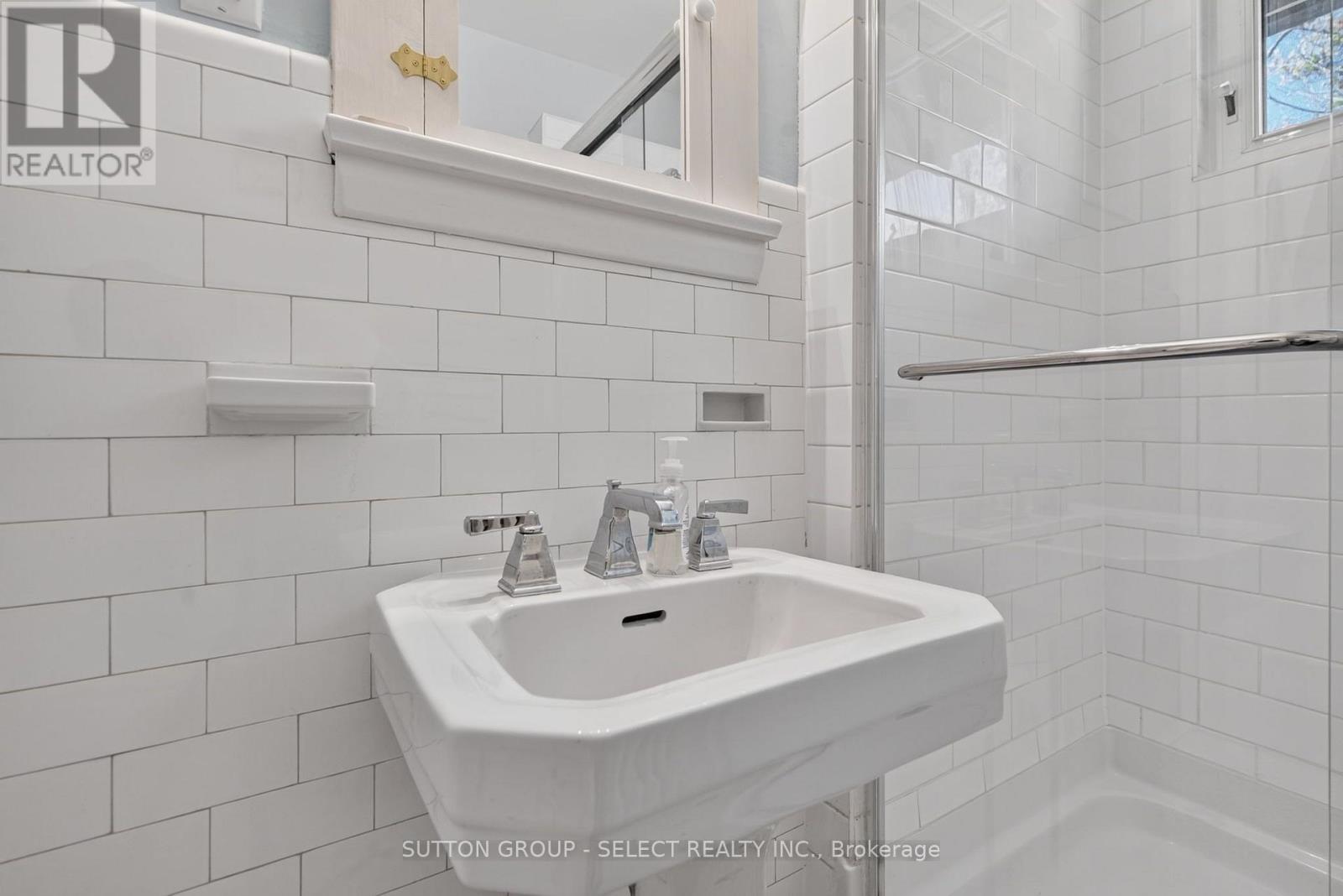427 Wortley Road Property Photo 24