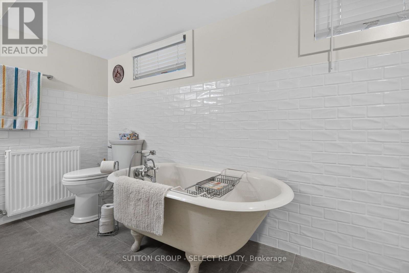 427 Wortley Road Property Photo 34
