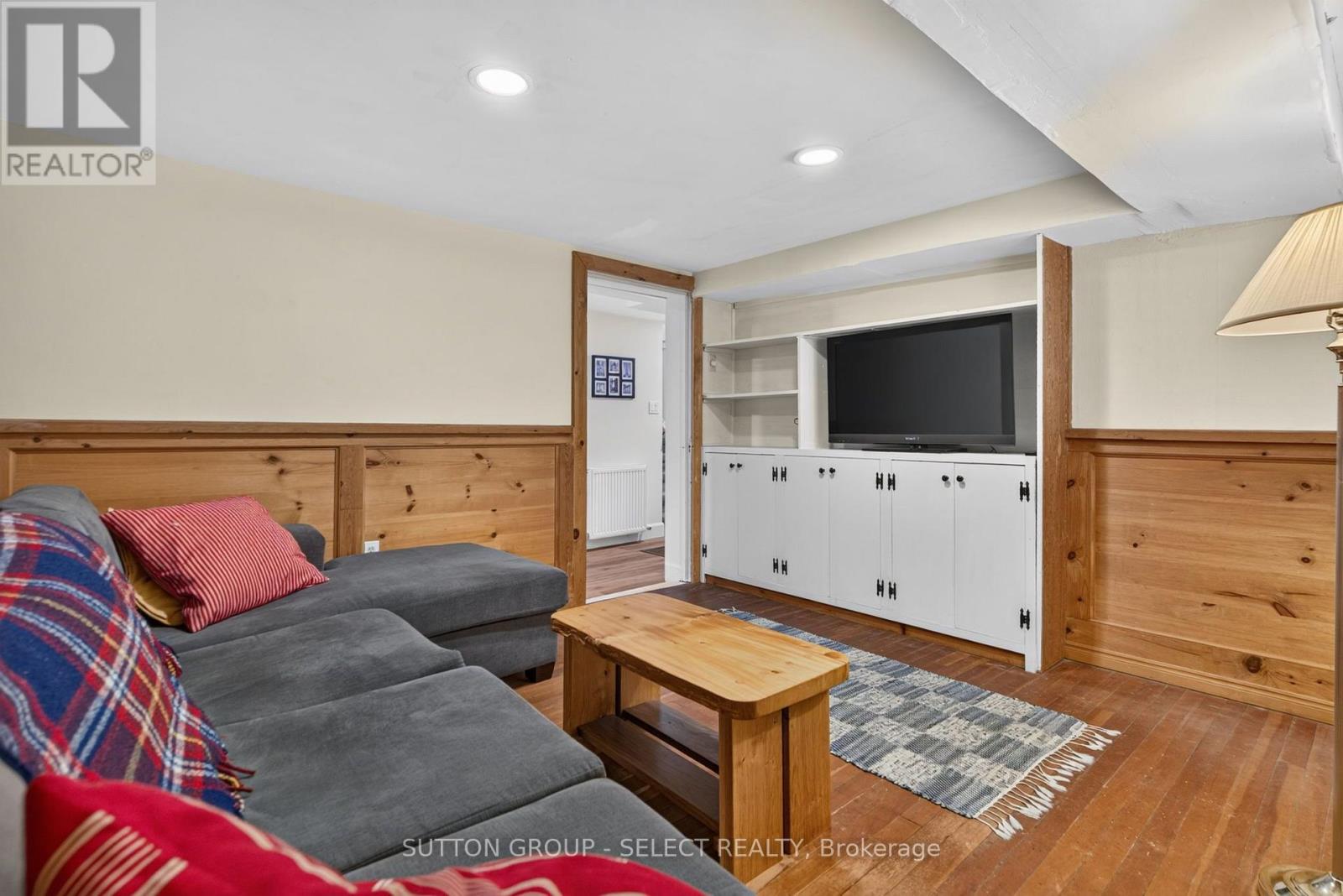 427 Wortley Road Property Photo 35
