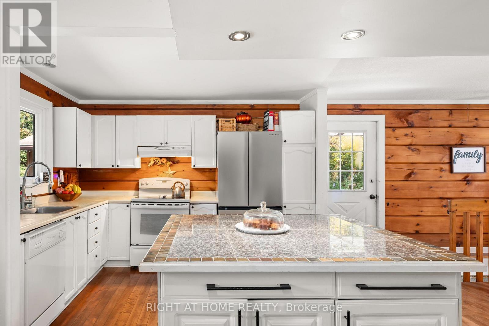 78 Hillside Drive Property Photo 14