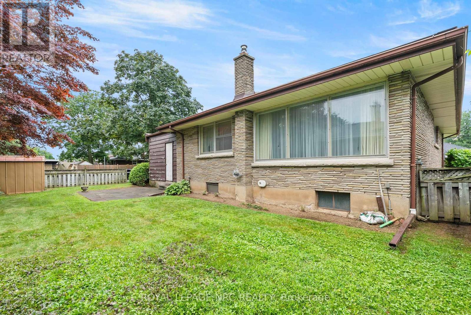 552 Bunting Road Property Photo 33