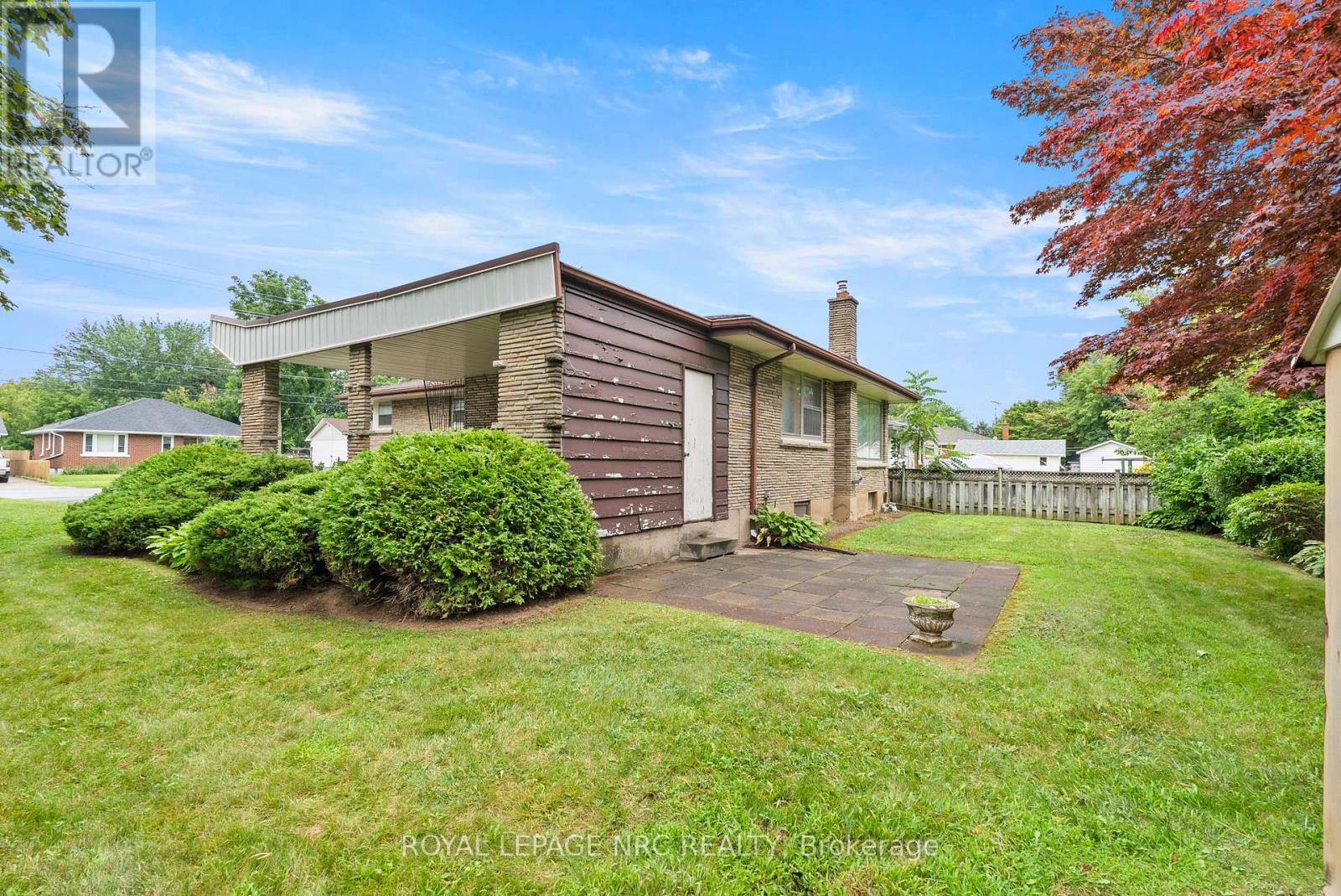 552 Bunting Road Property Photo 35