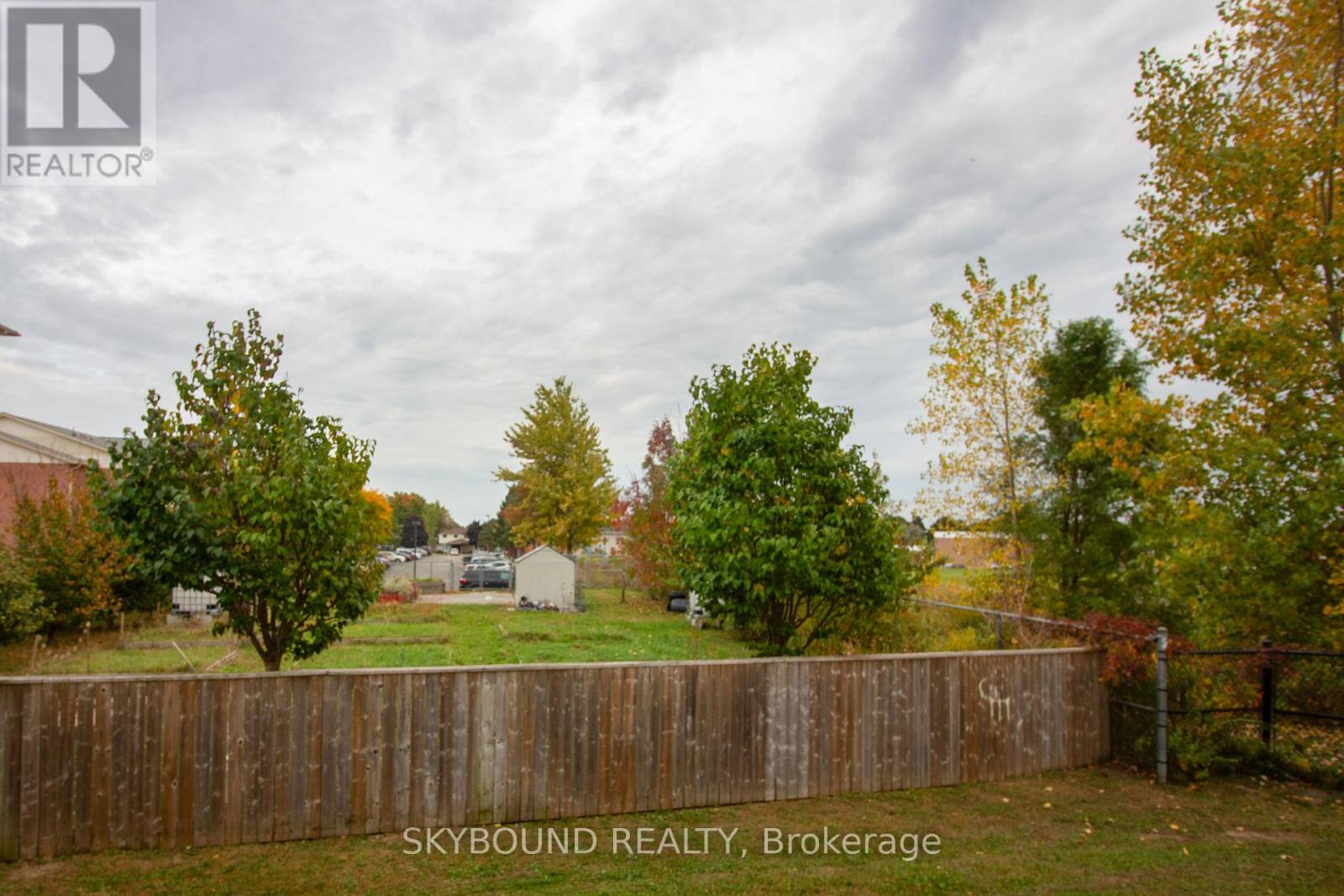 8 - 395 Linden Drive Property Photo 20