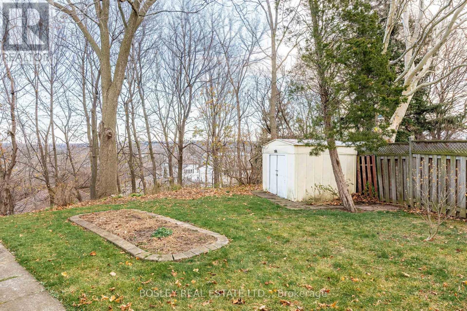 15 Alden Court Property Photo 36