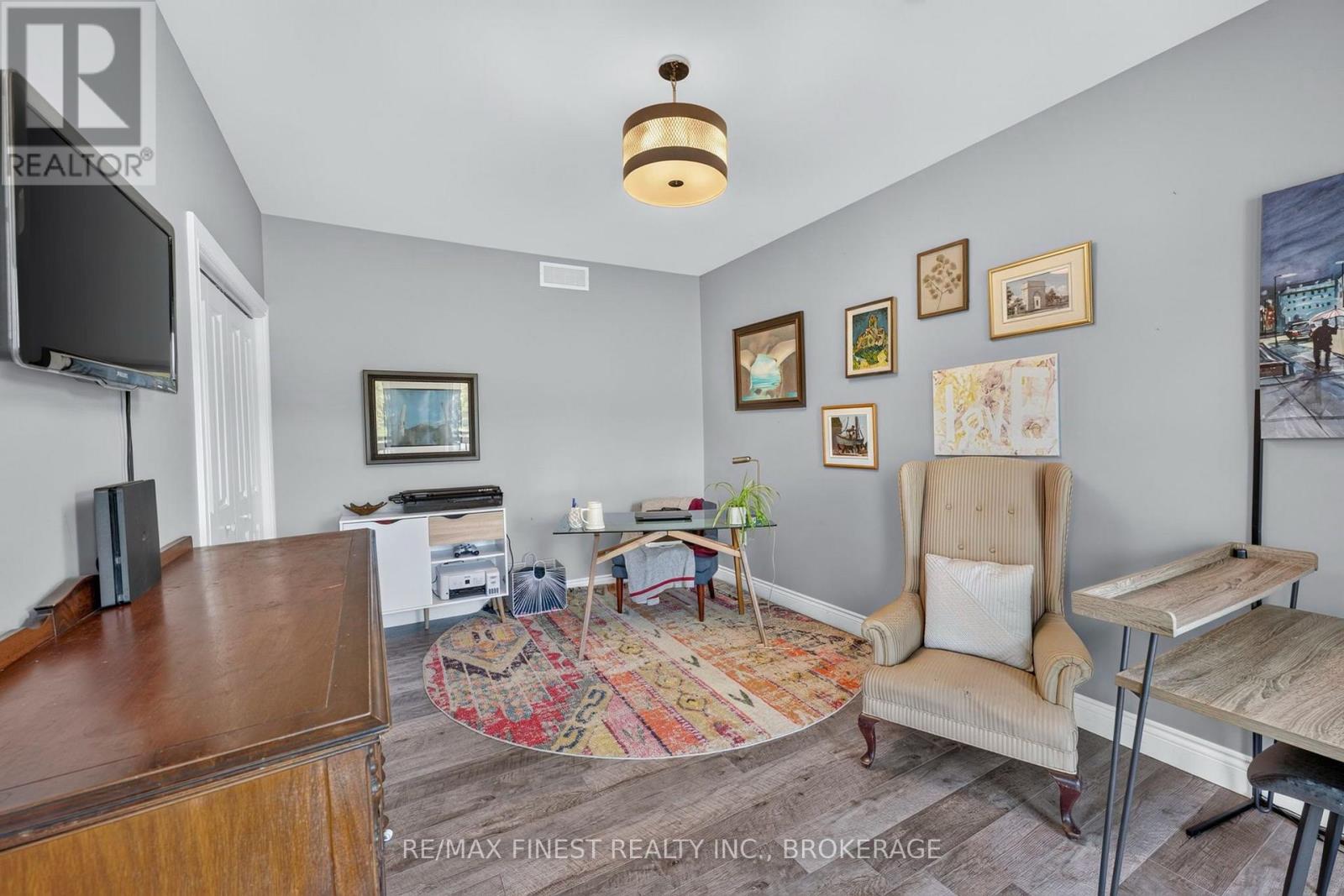 292 Glennelm Road Property Photo 7