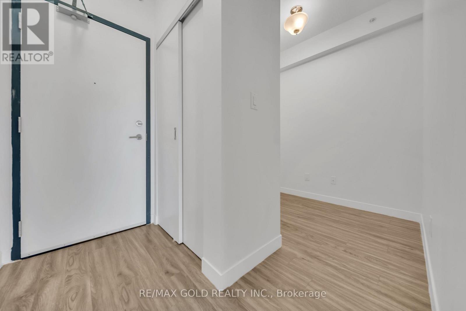 803 - 128 King Street N Property Photo 15