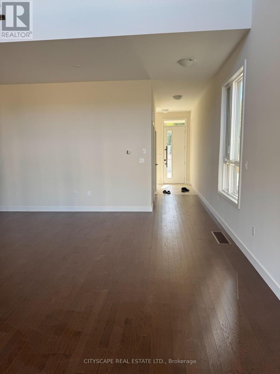 190 Stoneleigh Drive Property Photo 3