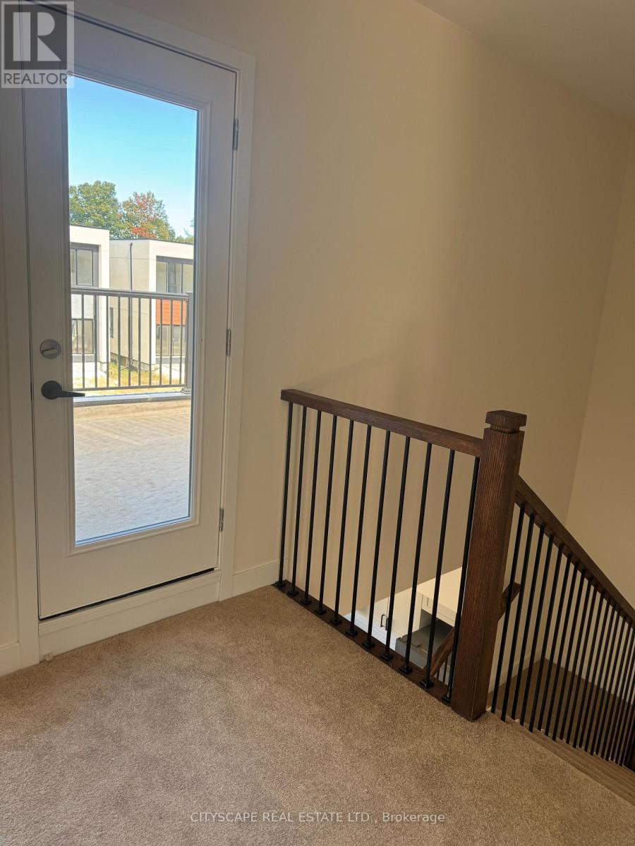 190 Stoneleigh Drive Property Photo 10