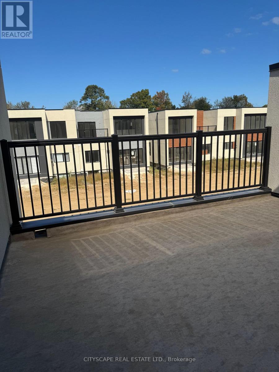 190 Stoneleigh Drive Property Photo 14