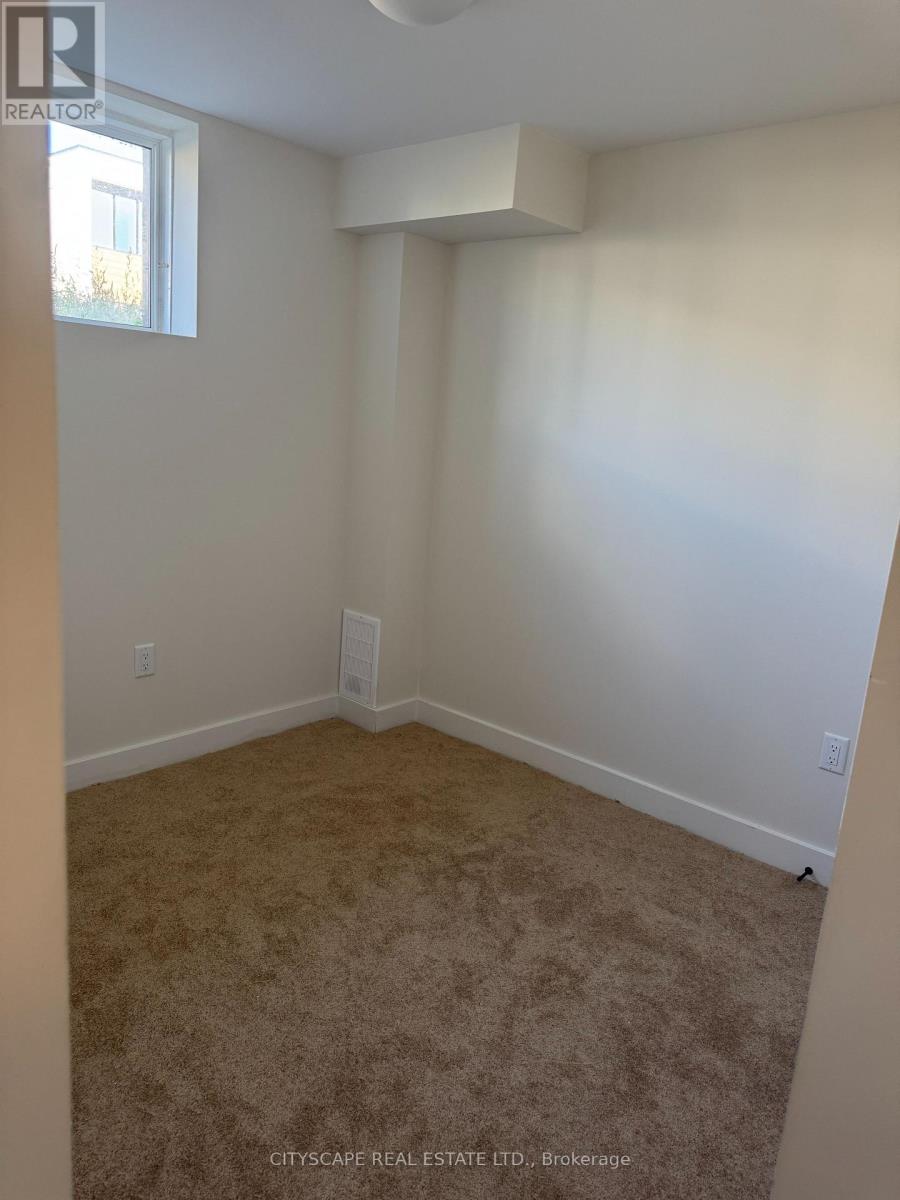 190 Stoneleigh Drive Property Photo 17
